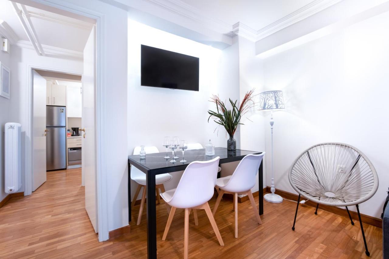 Glamorous Apt In Kolonaki Athens Exterior photo